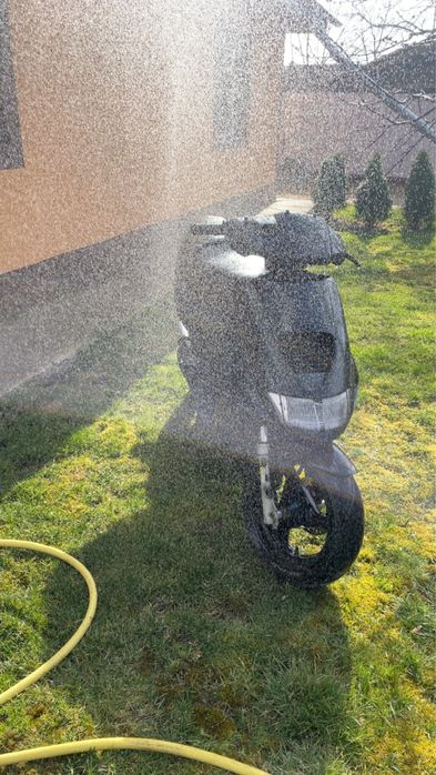 Vand scuter aprilia sr sau schimb cu kukirin