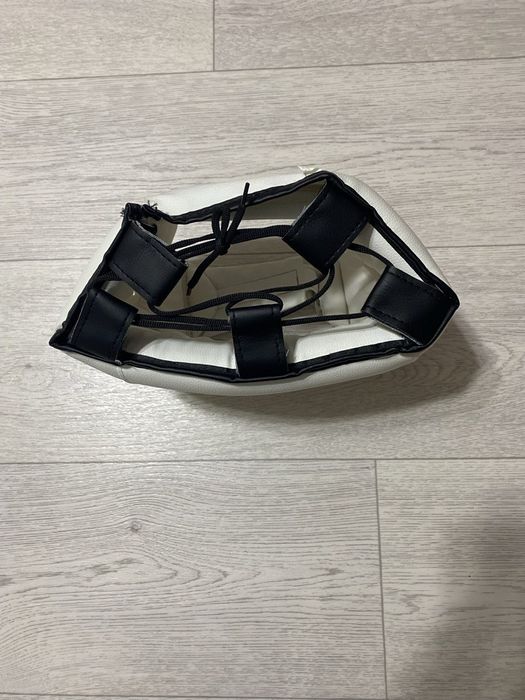 Продам шлем для каратэ