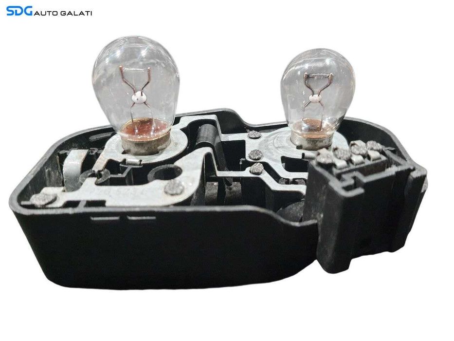 Soclu Suport Bec Lampa Stop Tripla Stanga de pe Haion Haion Capota Portbagaj BMW Seria 3 E46 1998 - 2006 Cod 8374807 [N3544]