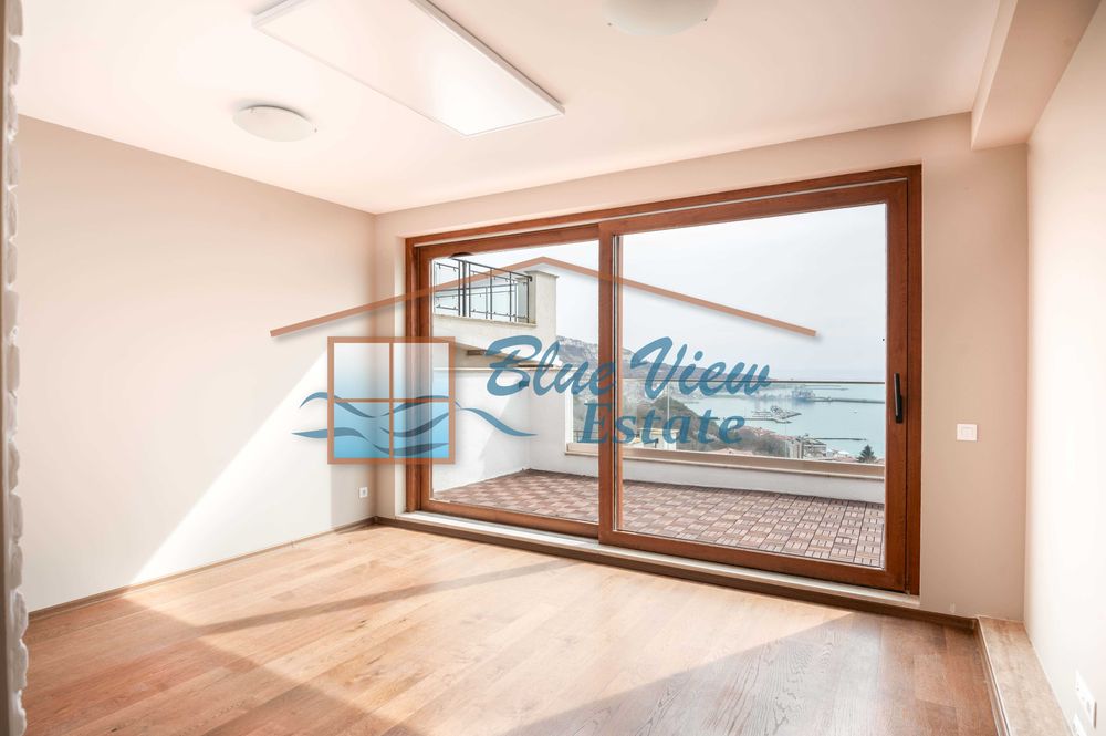 Продава се Многостаен апартамент в Балчик - 390 кв.м за 579 €/кв.м - Снимка #3