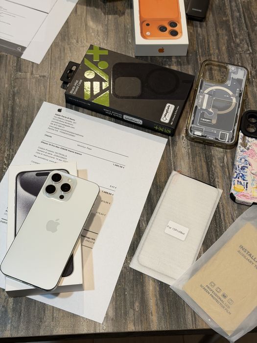 Iphone 15 ProMax 10/10 factura si Cutie ca nou 256 GB