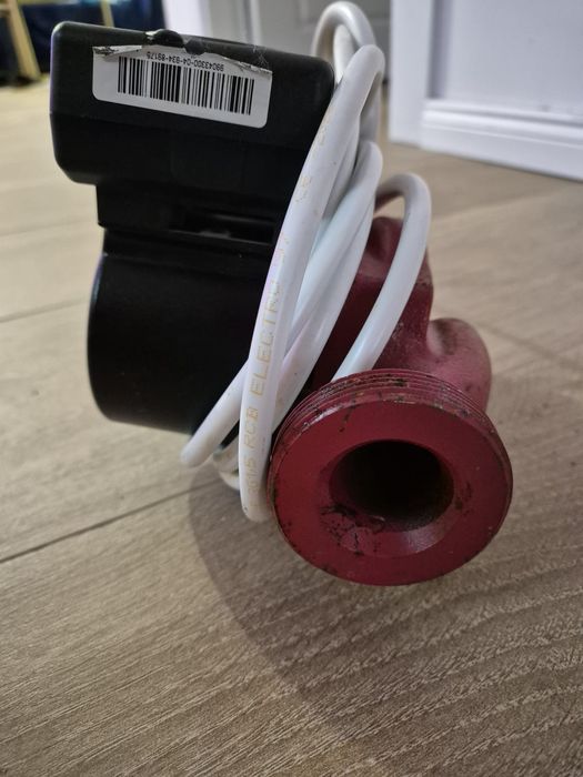 Pompa recirculare grundfos ups2 32-80 180