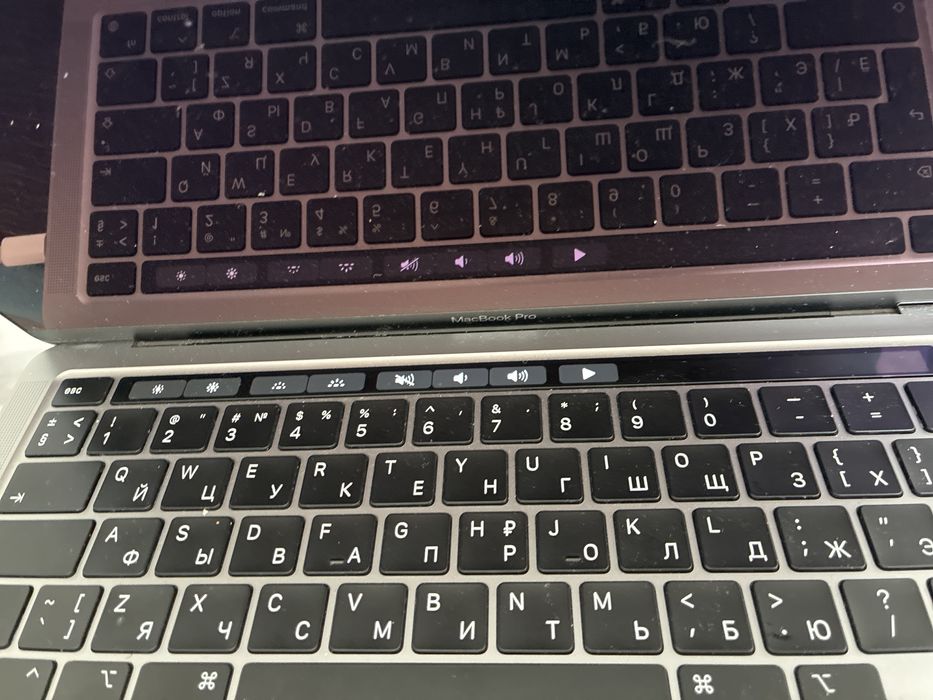 Macbook pro 13 m1 A2338