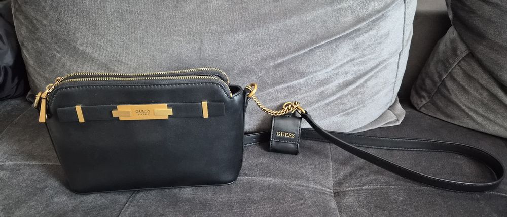 Нова чанта GUESS