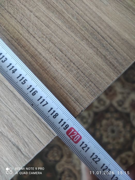 Продам стол кухонный