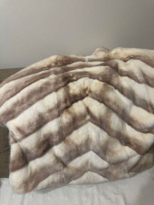 Продам шубу натуральная норка