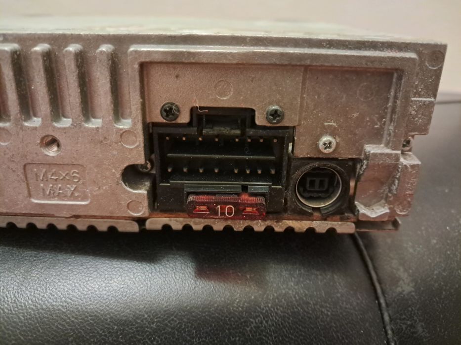 Cd Sony pt mașină
