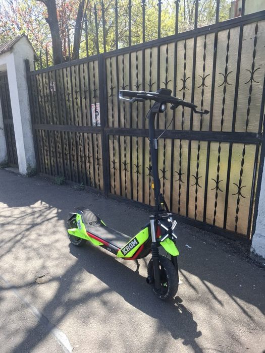 Trotineta Segway ZT3 PRO