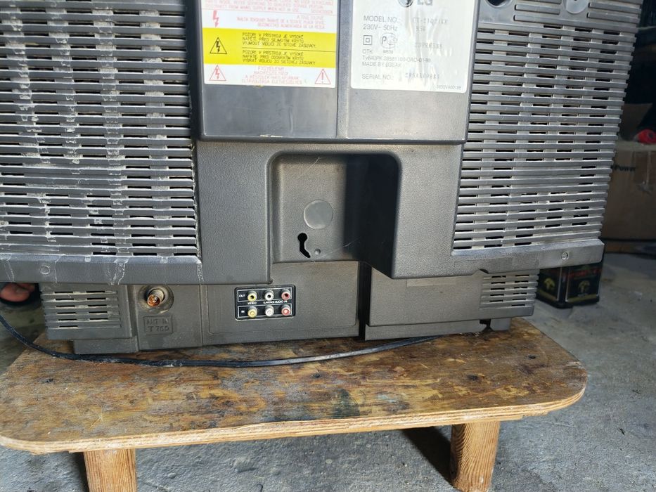 Продается телевизор