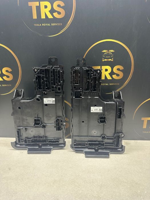 VC Left and VC Right Tesla model Y