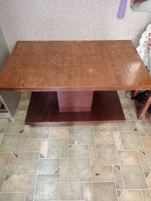 Продам верхнюю одежду