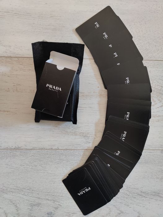 Cărți de joc Prada Beauty – design exclusiv, complet,stare foarte bună