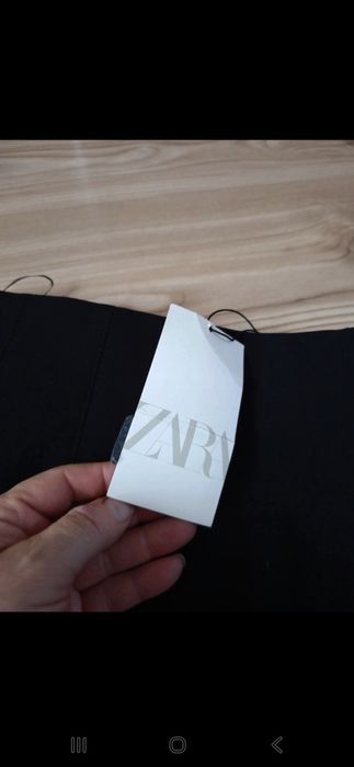 Fusta toamna-iarna Zara nouă cu eticheta