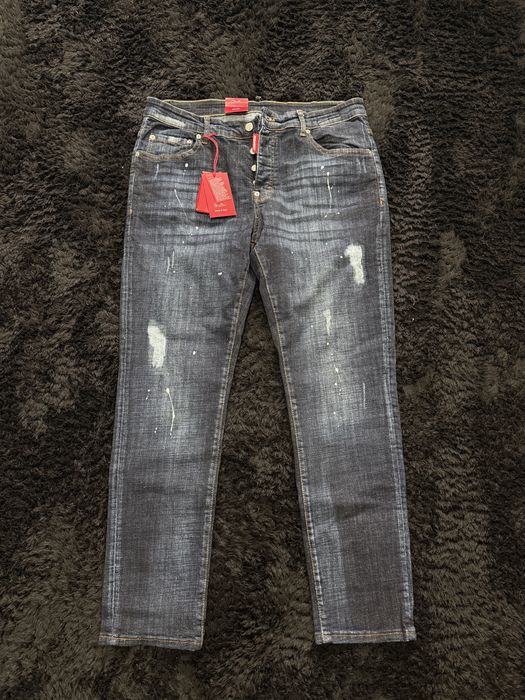 Blugi dsquared2 noi marimea 52