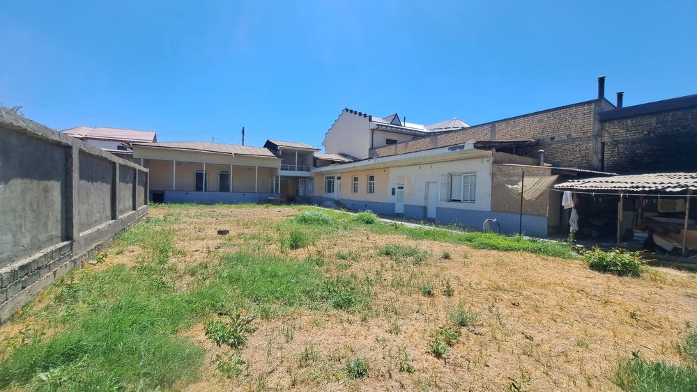 Гулистон махалласида 8 сотикли уй сотилади, Учкахрамон постидан 3 км