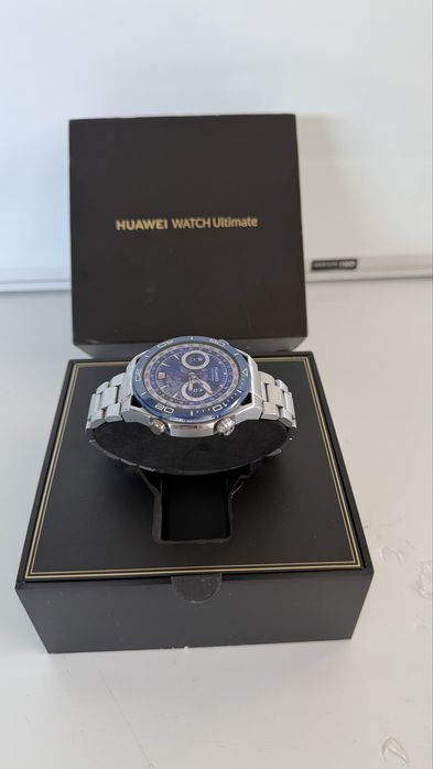Vând Huawei Watch Ultimate Blue – Full Box, stare impecabila