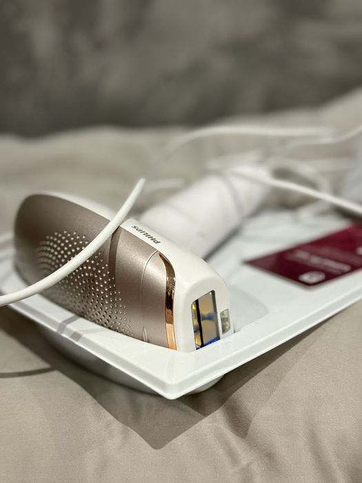 Фотоепилатор Philips SC