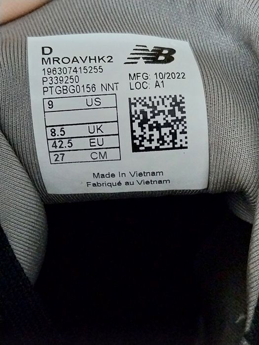 Adidasi Nou originali New Balance Nr.42,5