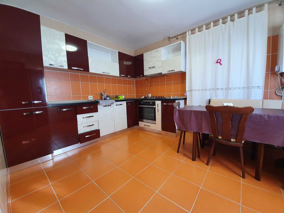 Casă de vânzare 4 cam. în loc Vaslui