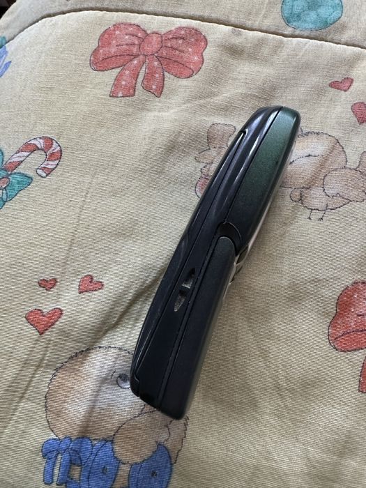 Продавам Nokia 7110
