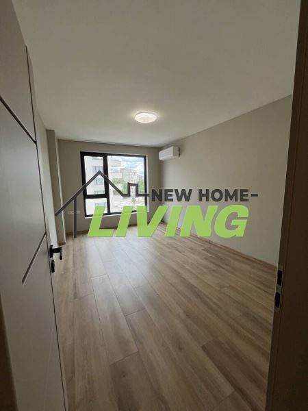 Продава се Тристаен апартамент в Пловдив, Христо Смирненски - 140 кв.м за 1275 €/кв.м - Снимка #3