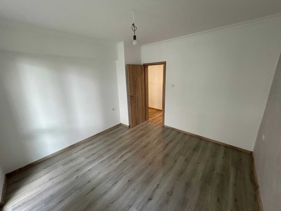 Продава се Тристаен апартамент в Велико Търново, Център - 96 кв.м за 1365 €/кв.м - Снимка #11