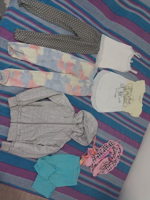 Продам всё за 5000 тыс 2 пакета больших