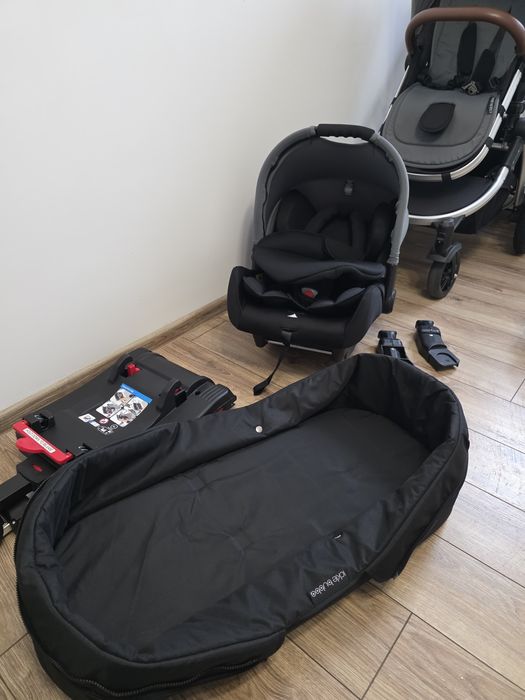 Cărucior 3 în 1 Ickle Bubba Stomp V3 – Set Complet, Stare Excelentă!
​Vând sistem complet 3 în 1 Ickle Bubba Stomp V3, un cărucior premium, recunoscut