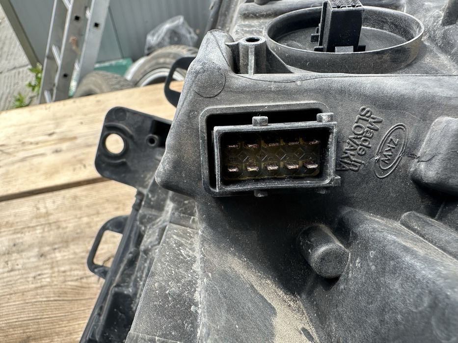 Opel Astra десен фар 2014-17