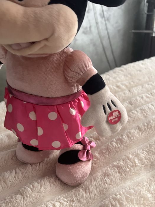 Minnie  plus roz  interactiva