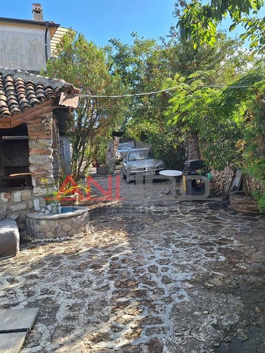 Продава се Къща в Варна, Галата - 660 кв.м за 1288 €/кв.м - Снимка #1