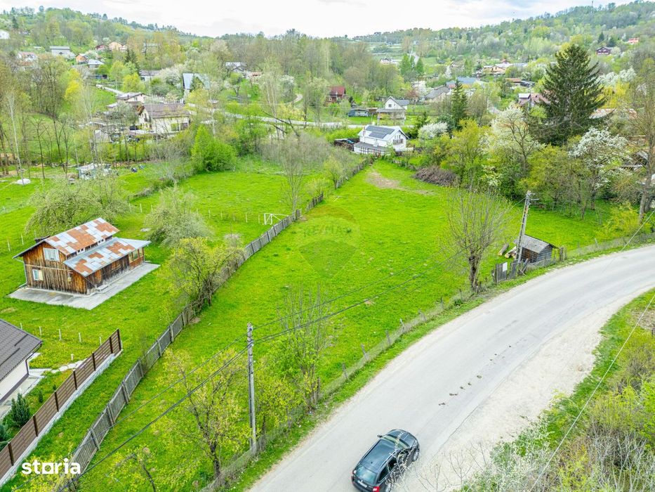 Teren intravilan 2221 mp Breaza / Strada Ocinei / Valea Tarsei