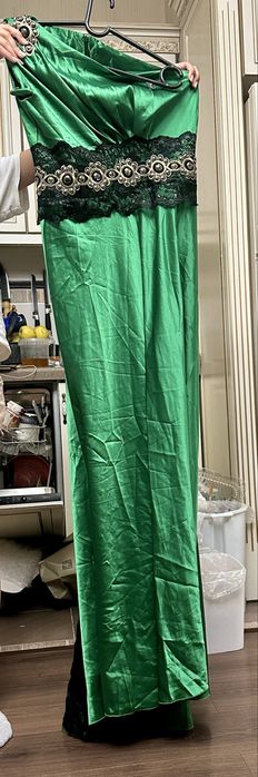 Нарядные платья