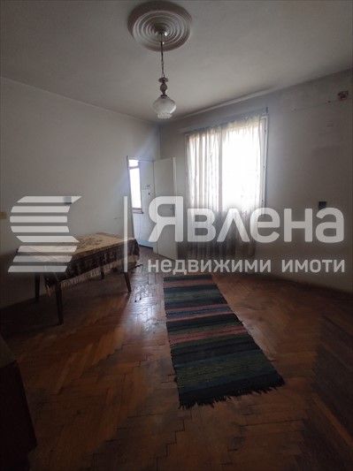 Продава се Етаж от къща в Сливен, Речица - 200 кв.м за 392 €/кв.м - Снимка #1