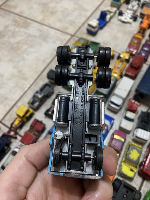 Стари/ретро метални колички