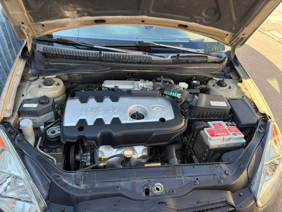 Hyundai Accent 1.6 benzina
