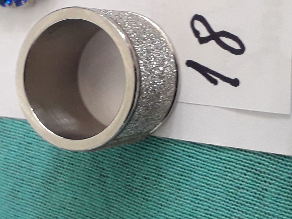 Lănțișoare și inele