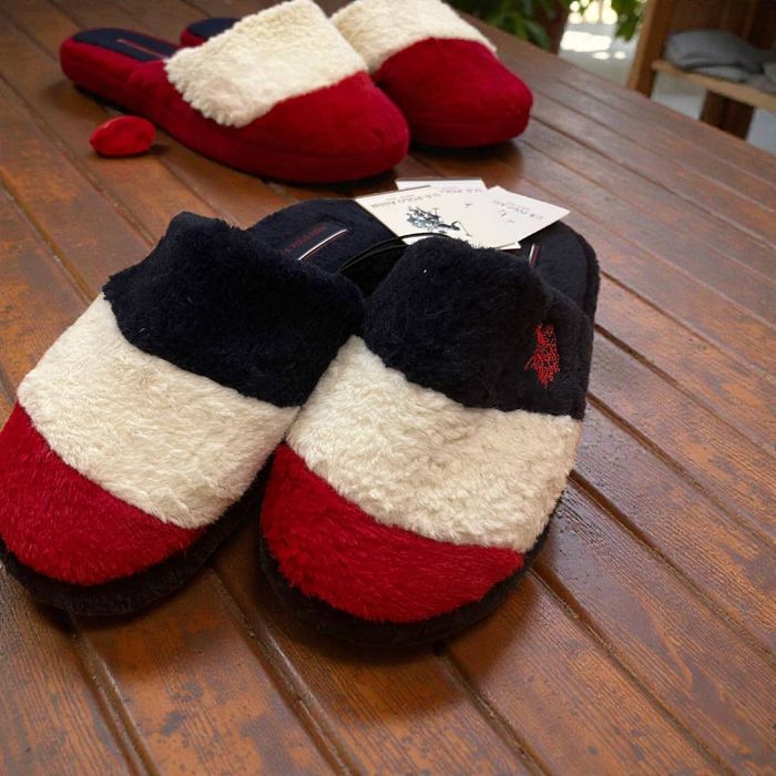 Продается тапочка