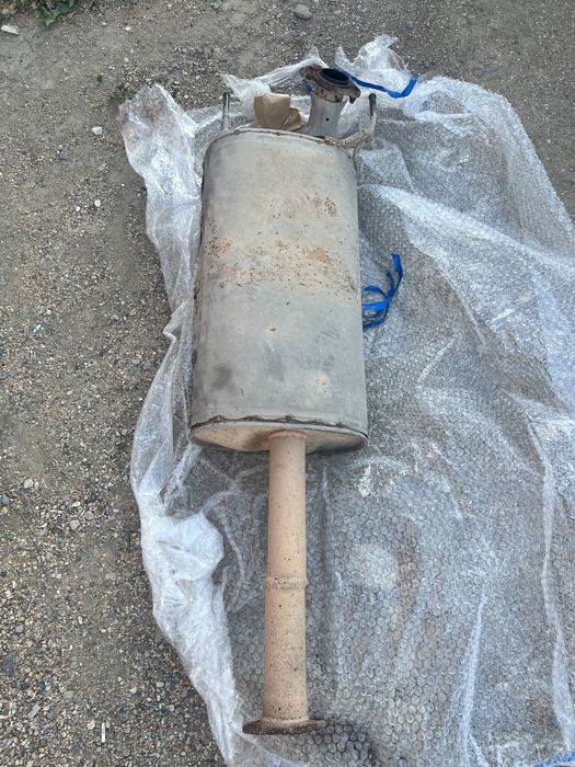 Глушитель резонатор