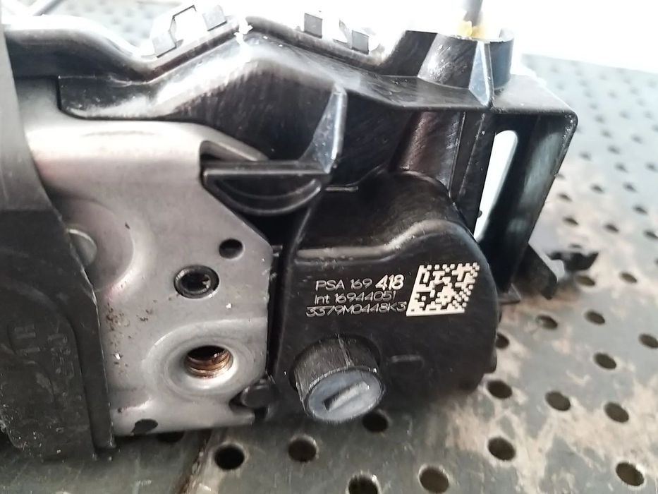 Broasca usa dreapta spate citroen c5 aircross psa169418 16944051