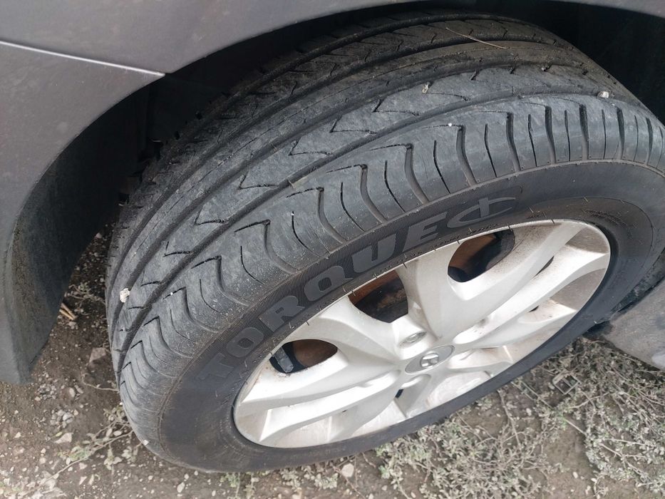 На Части Хюндай и30 Hyundai i30 blue