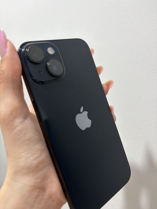 iPhone 14 – Stare impecabilă, fără zgârieturi, funcționează perfect