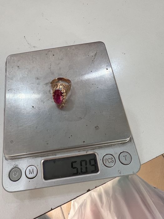 Золотое кольцо 585 пробы 5.09 грамм