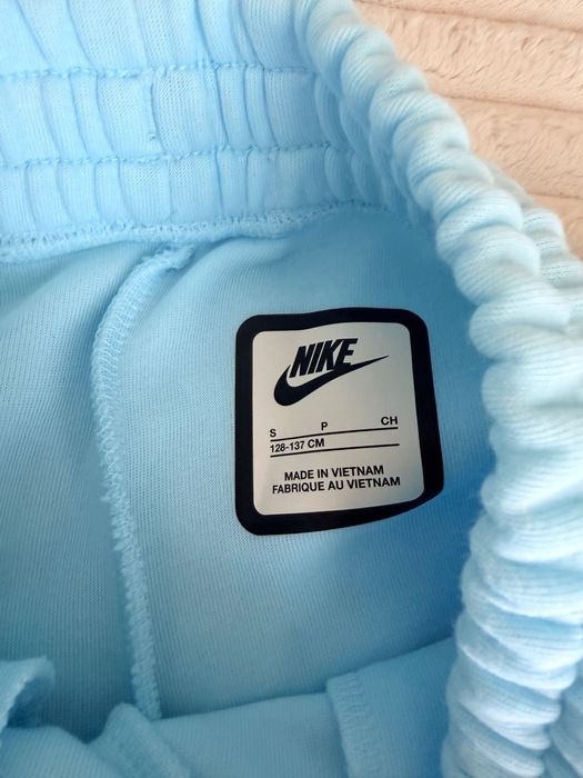 Детски NIKE анцуг