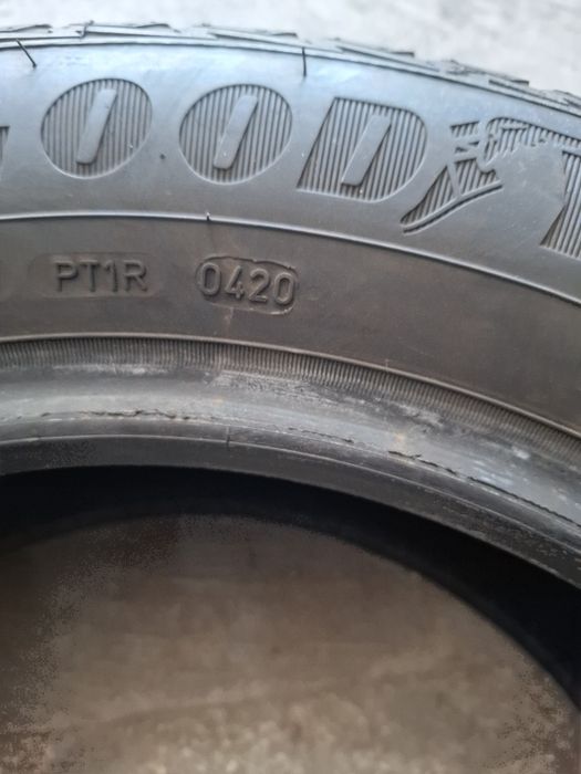 2 Всесезонни гуми Goodyear 225/55/17 ДОТ20 7мм