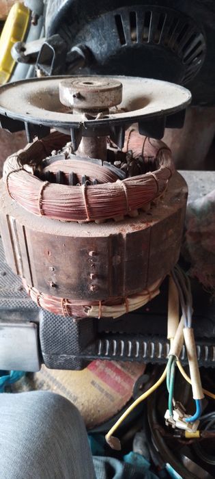 Бензогениратор 220 волт