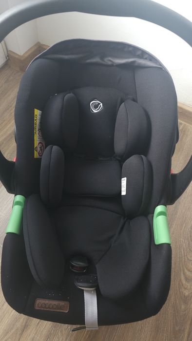 Scoică auto Coccolle pentru bebeluşi - stare foarte bună