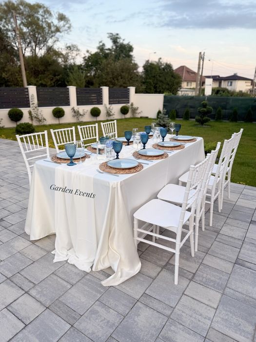 Scaune lemn pilgrim crossback mese de inchiriat / ghirlande luminoase