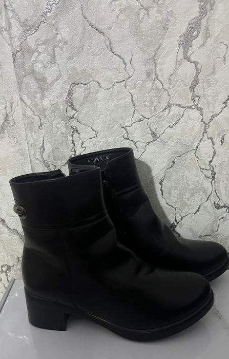 Женский зимний обувь 40 размер