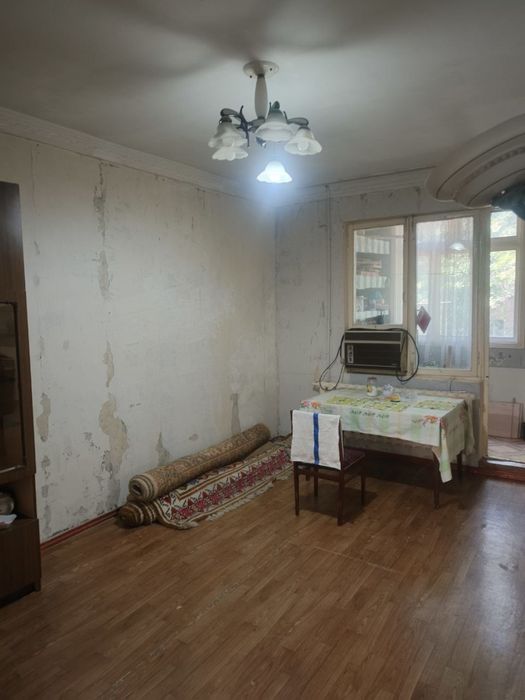 Продаю Ялангач Институт Культуры 2/2/4 Цена: 55.55у.е